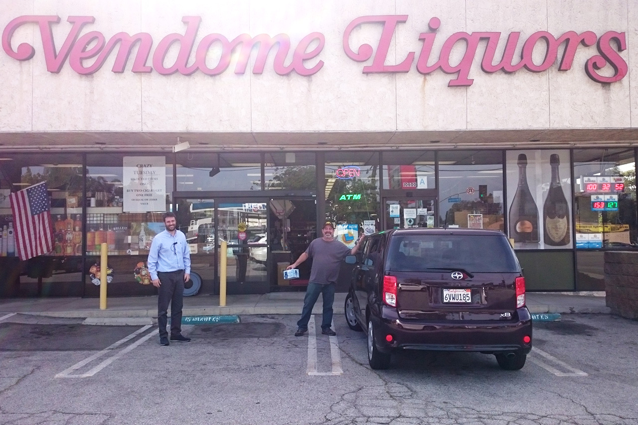 Vendome_Liquor_store_outside_Riverside_1