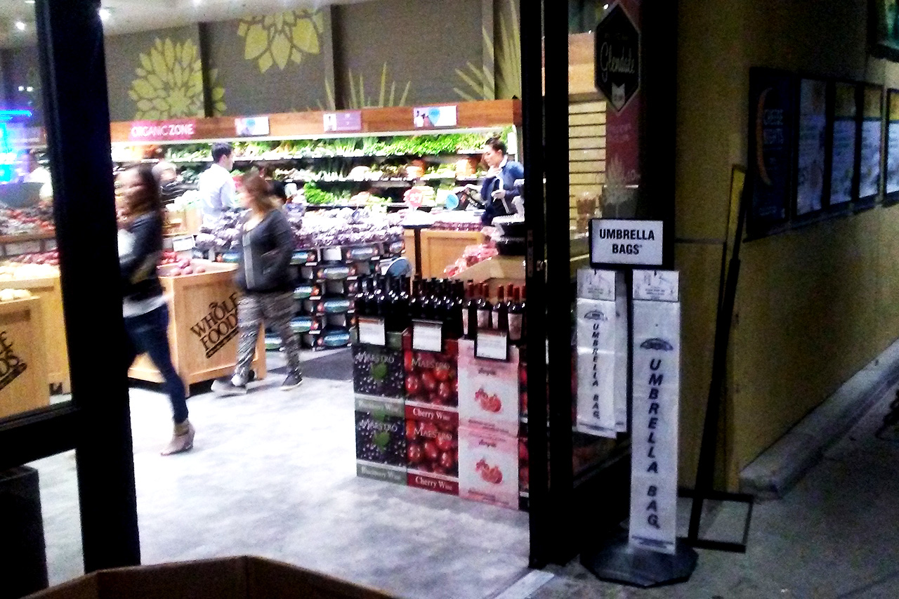 Whole-Foods_inside_2